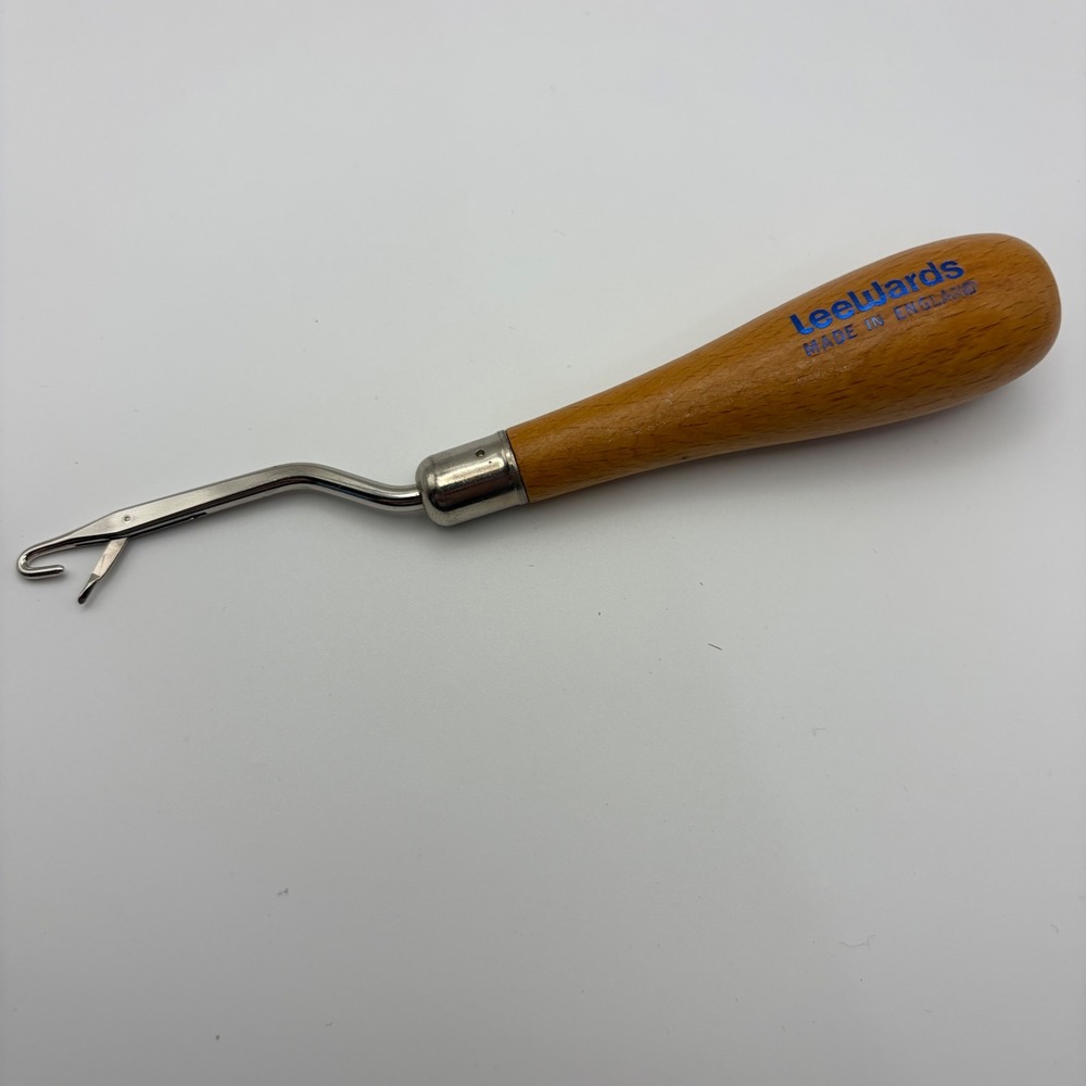 Vintage LeeWards Latch Hook Rug Tool Wood Handle Made in England Brown Silver